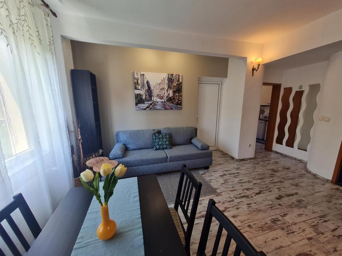 Ferienwohnung Raya Maisonette, Ideal Center Sofia Exterior foto
